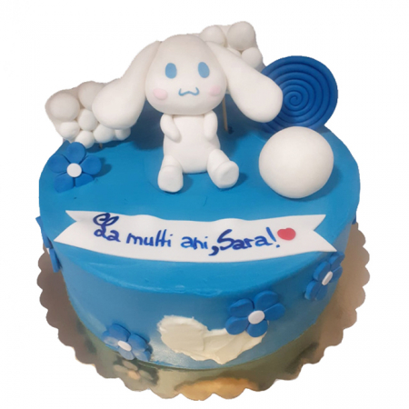 Torturi in frosting- crema - Tort in frosting cu Cinamoroll modelata