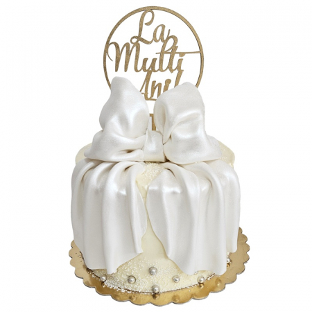Torturi in frosting- crema pentru baieti - Tort in frosting cu fundita mare