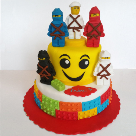 Torturi in pasta de zahar pentru baietei - Tort Lego Ninjago 5 figurine mari