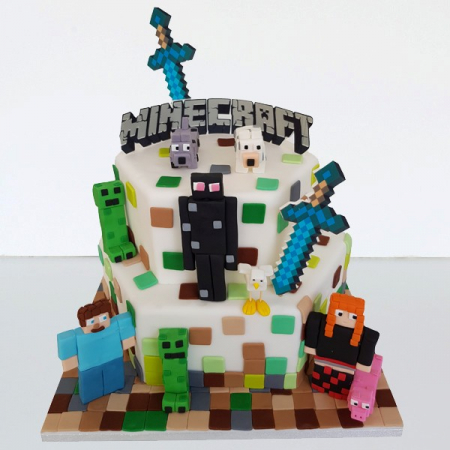 Torturi in pasta de zahar pentru baietei - Tort Minecraft cu 12 piese