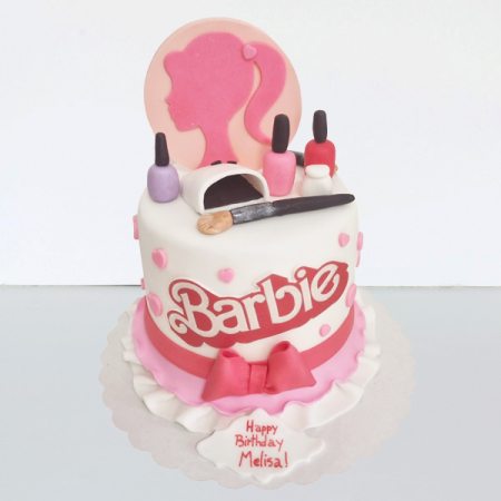 Torturi in pasta de zahar pentru fetite - Tort Barbie Melisa
