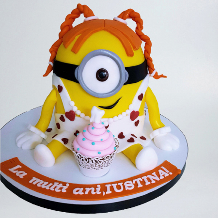 Torturi in pasta de zahar pentru fetite - Tort Minion fetita cu briosa mare