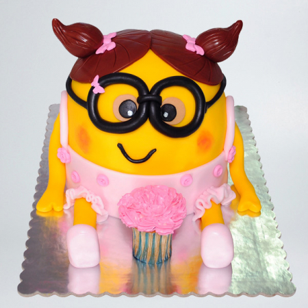 Torturi in pasta de zahar pentru fetite - Tort Minion fetita in body