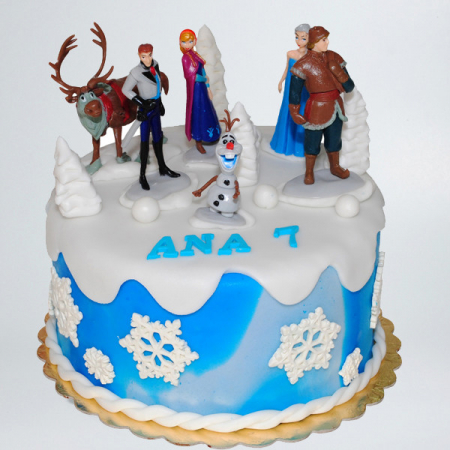 Torturi - Tort personaje Frozen cu fulgi zapada