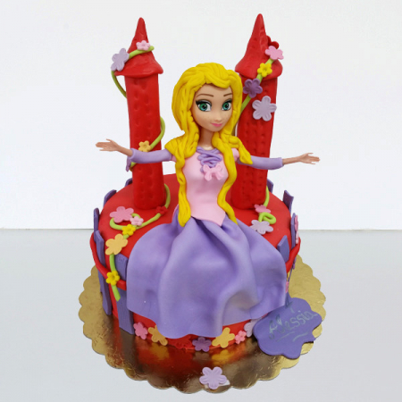 Torturi in pasta de zahar pentru fetite - Tort printesa Rapunzel si castel
