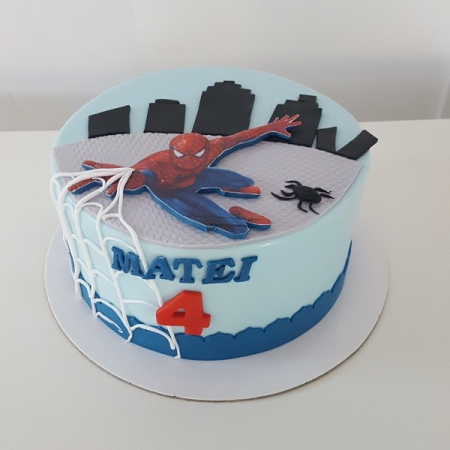 Torturi in pasta de zahar pentru baietei - Tort Spiderman 2D