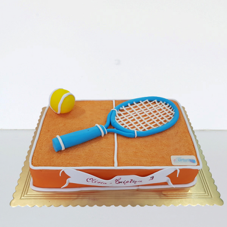 Torturi in pasta de zahar pentru baietei - Tort cu racheta tenis pe zgura