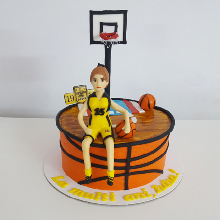 Torturi in pasta de zahar pentru fetite - Tort teren de baschet