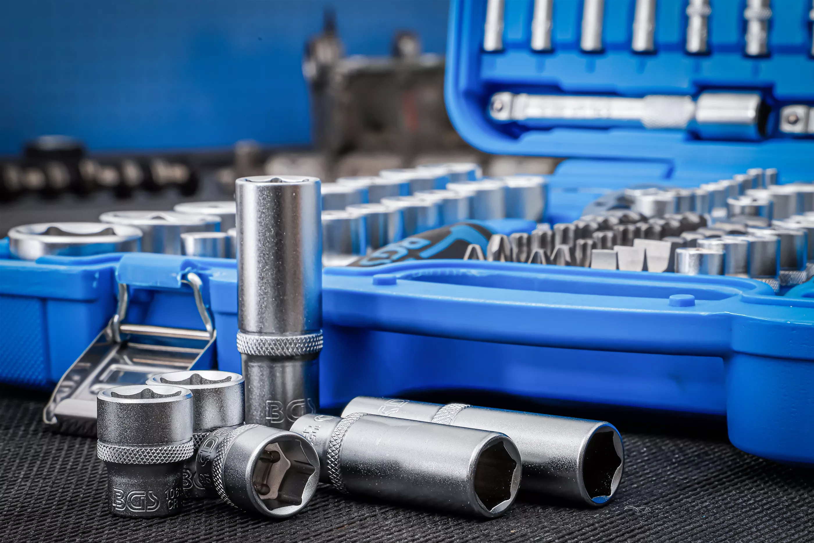 Set chei tubulare 6 colturi | Antrenare 6,3 mm (1/4") / 10 mm (3/8") / 12,5 mm (1/2") | 192 piese [3]