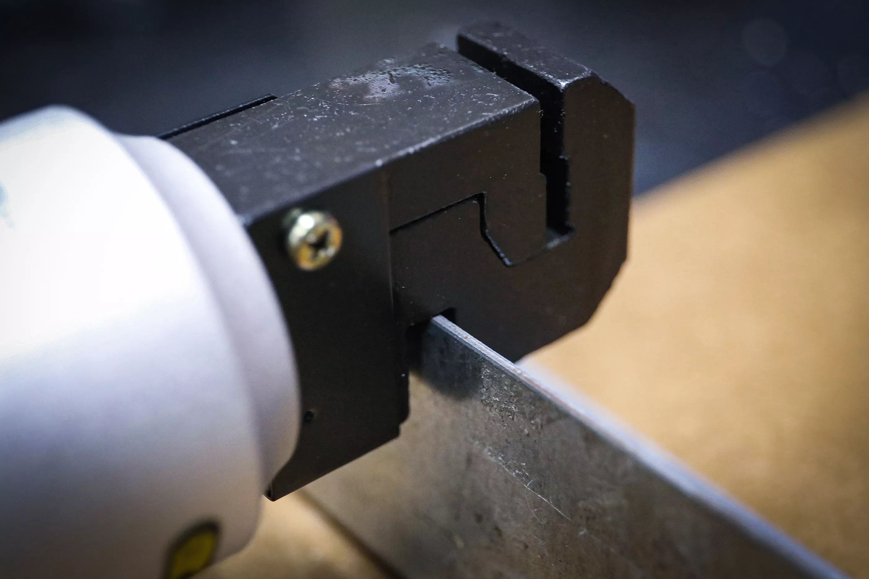 Cleste pneumatic de stantat si faltuit [2]