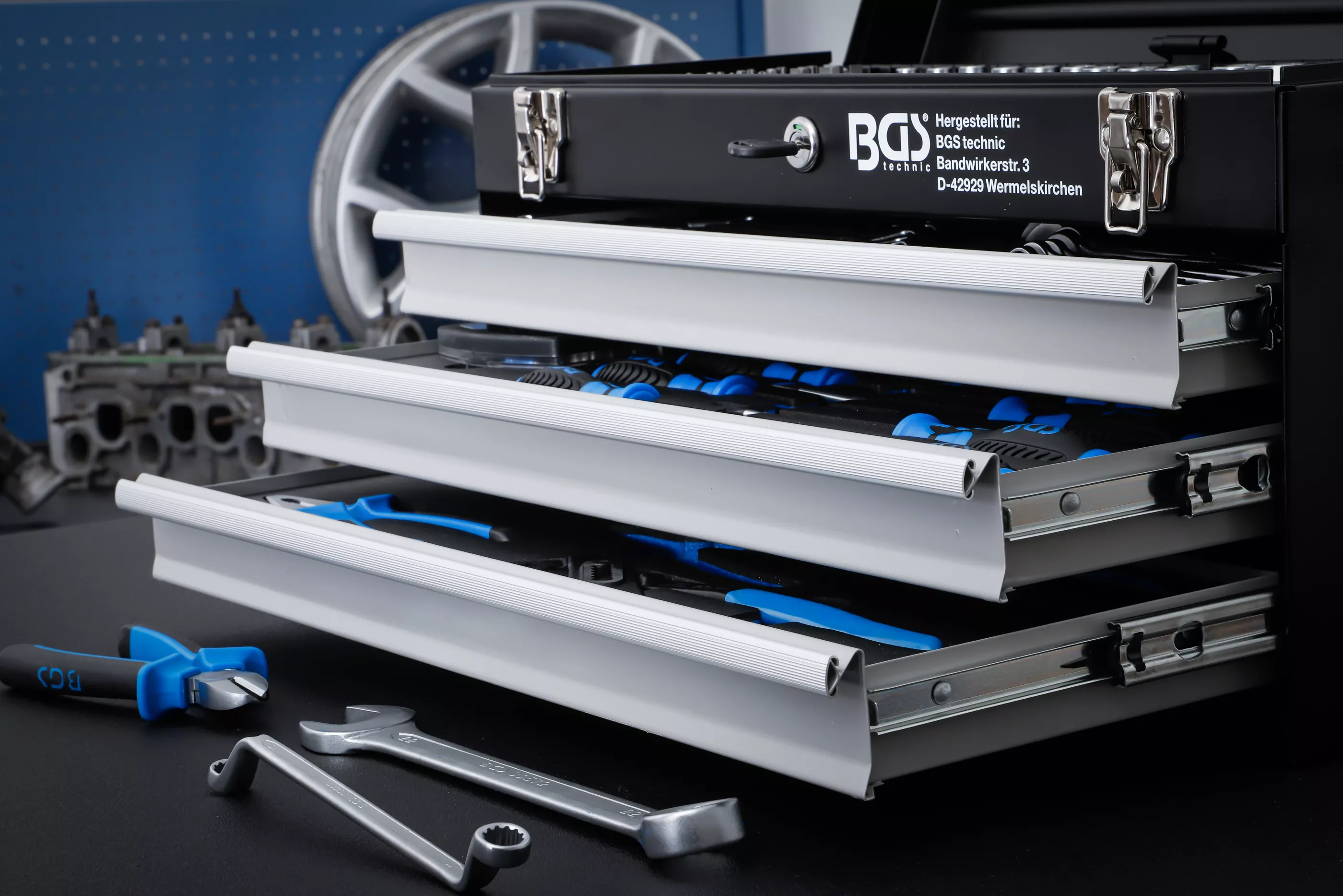 Cutie unelte din metal | 3 sertare | cu 143 unelte [2]