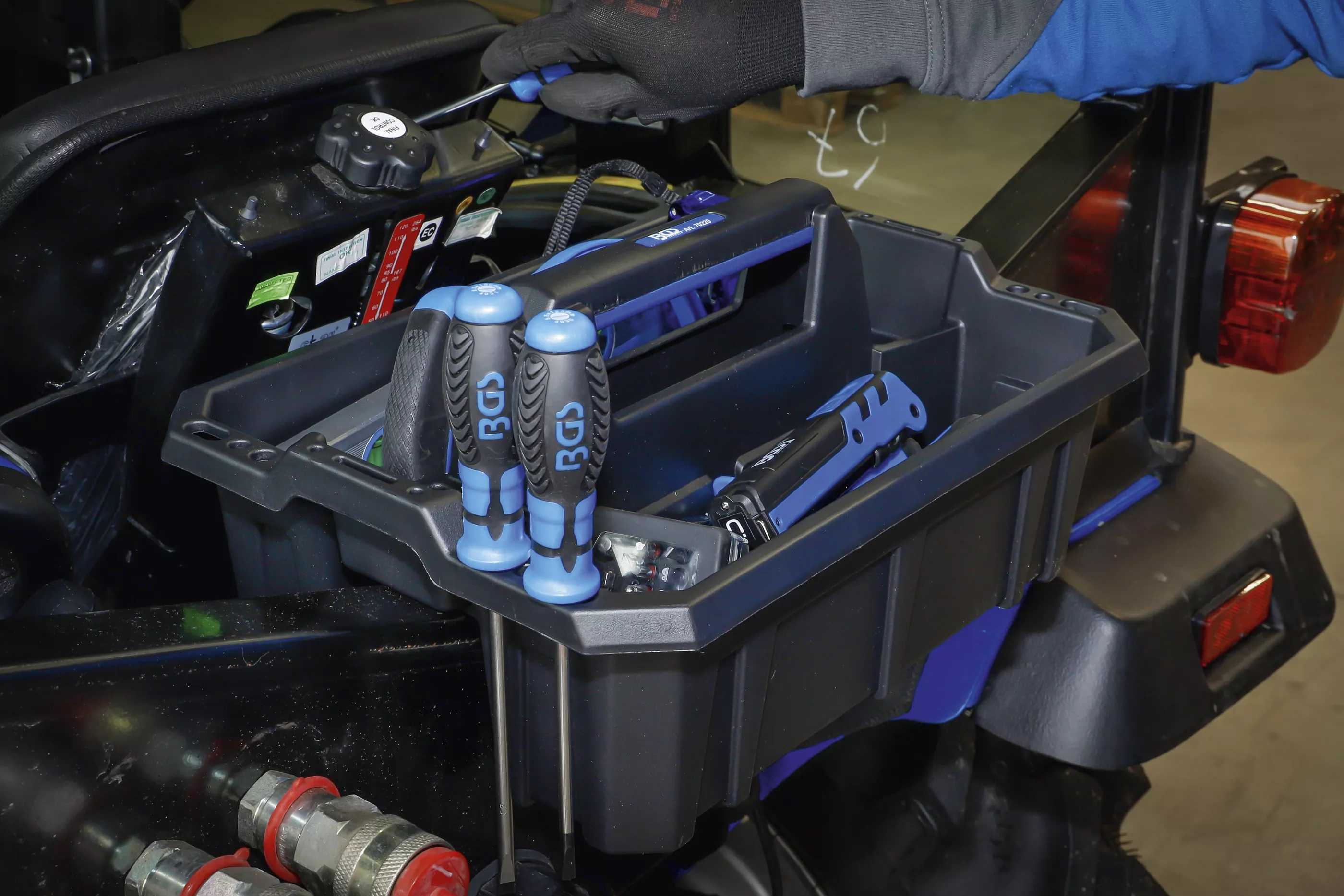 Cutie de transport unelte | material plastic | incl. sortiment unelte | 11 piese [8]