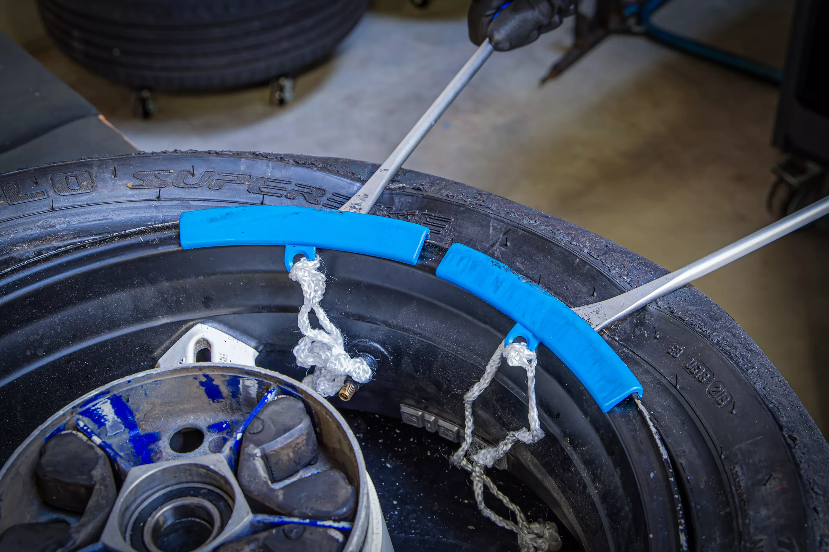Set leviere montare pneuri si protectii muchii | pentru motociclete | 13 piese [2]