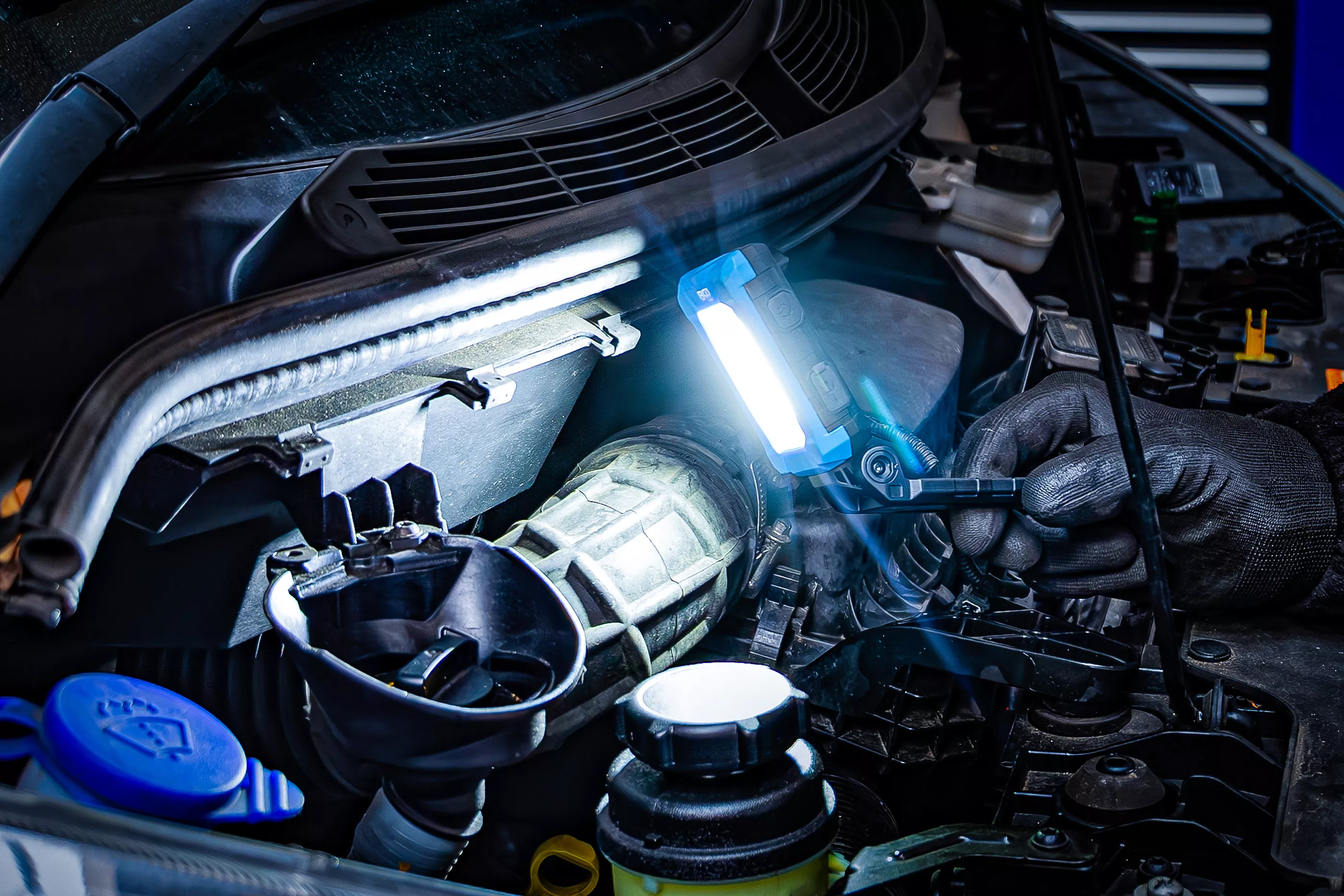 Lampa de lucru COB-LED | rabatabila [2]