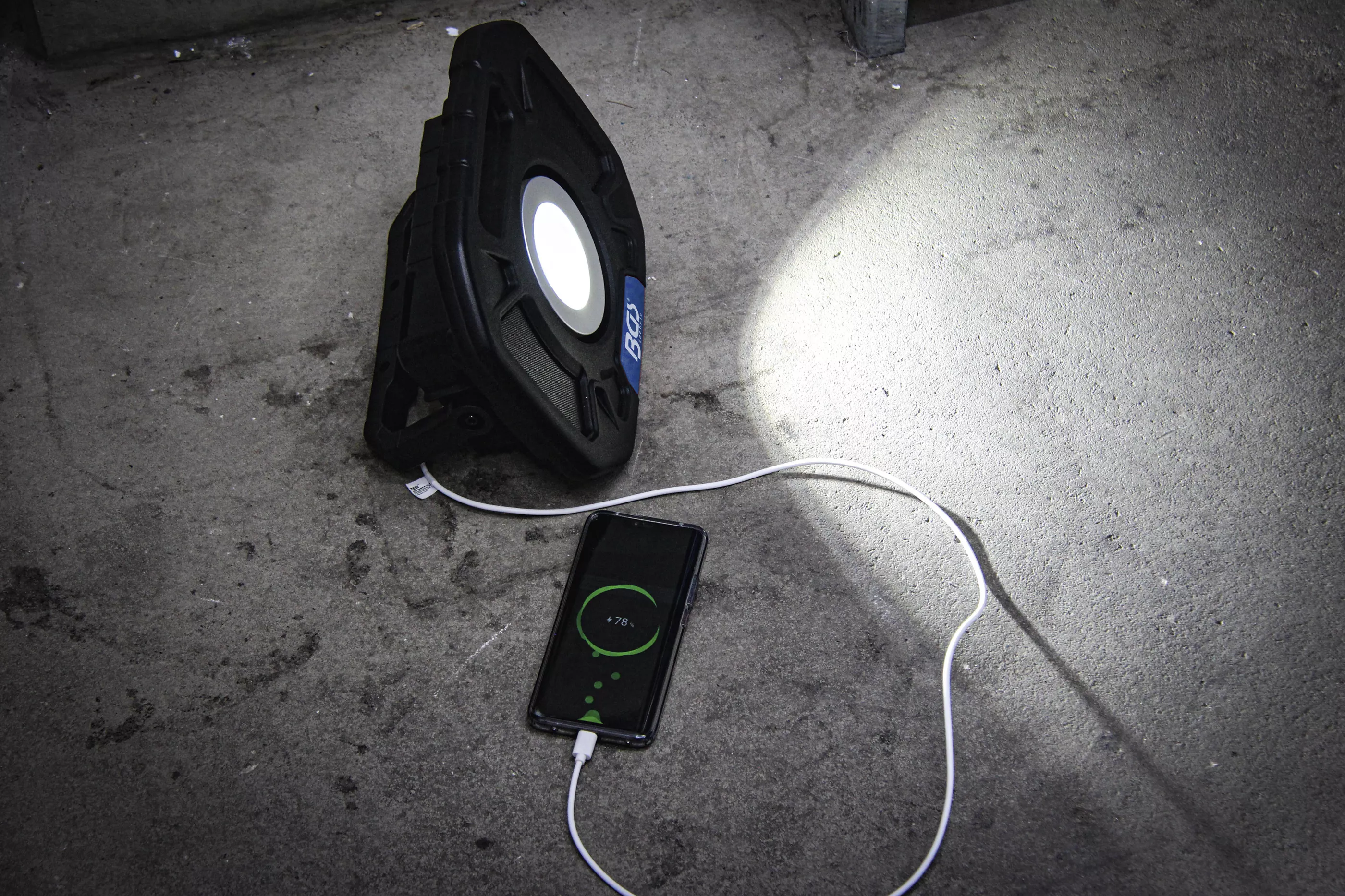 Lampa spot de lucru COB-LED | 40 W | cu difuzoare integrate [8]