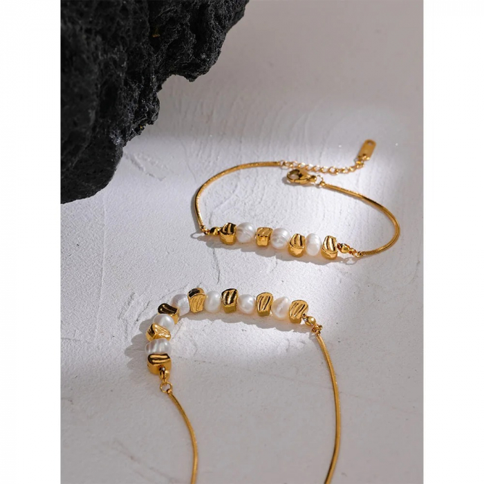 Brățară Hayley, aurie, din oțel inoxidabil și perle naturale de cultură, placată cu aur 18K - Colecția Universe of Pearls [4]