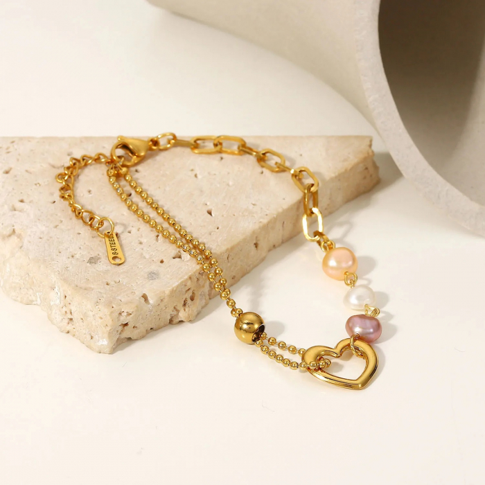 Brățară Anika, aurie, din oțel inoxidabil, placată cu aur 18K și decorată cu perle - Colecția Universe of Pearls [5]