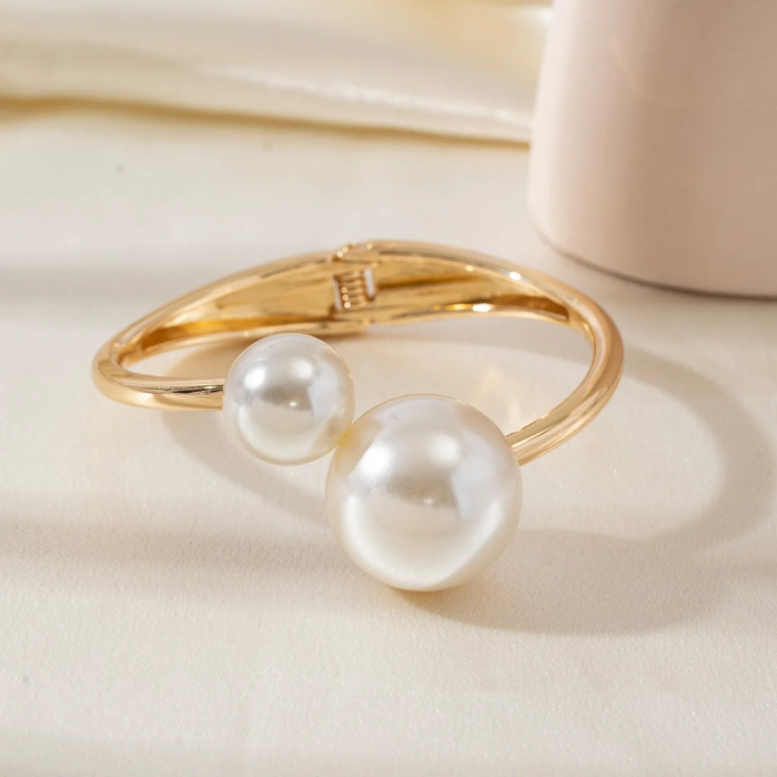 Brățară Amena, aurie, cu perle - Colecția Universe of Pearls [2]