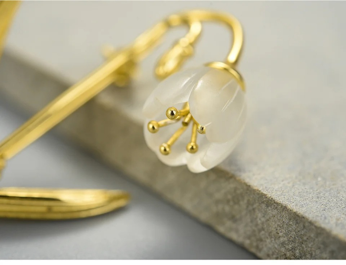 Lily golden brooch, handmade, made of 18K gold-plated silver - Metamorphosis Collection [3]