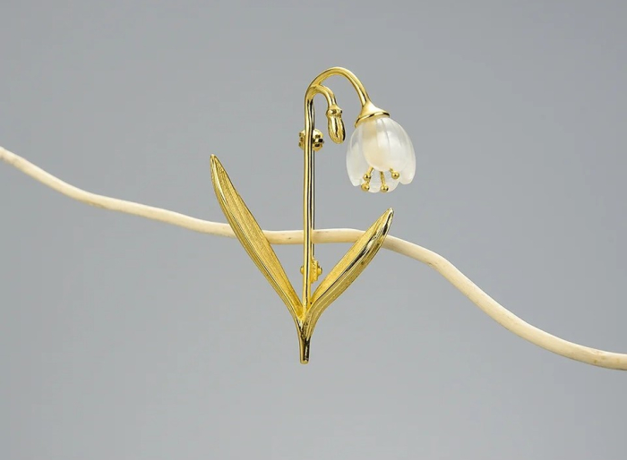 Lily golden brooch, handmade, made of 18K gold-plated silver - Metamorphosis Collection [6]
