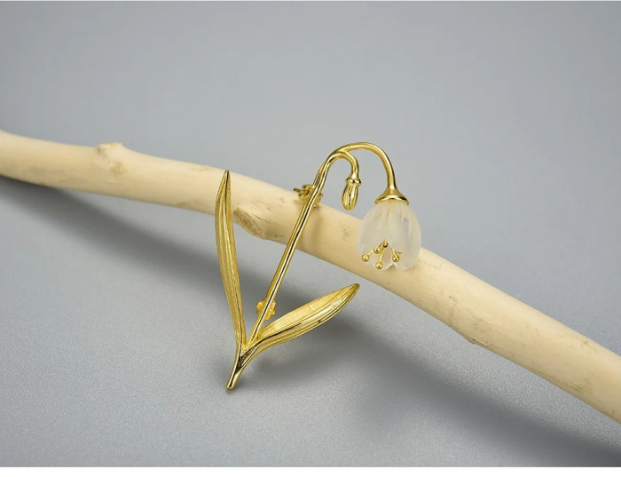 Lily golden brooch, handmade, made of 18K gold-plated silver - Metamorphosis Collection [5]