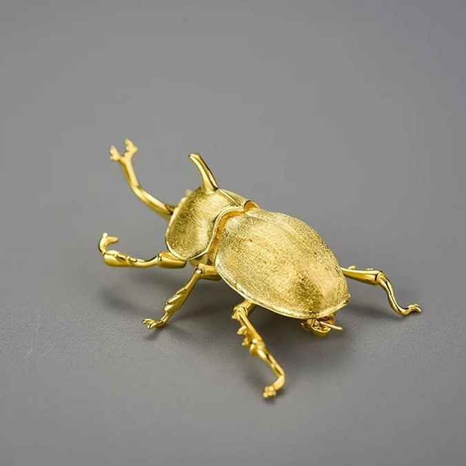 Dragonfly brooch, handmade, made of 18K gold-plated silver - Metamorphosis Collection [2]