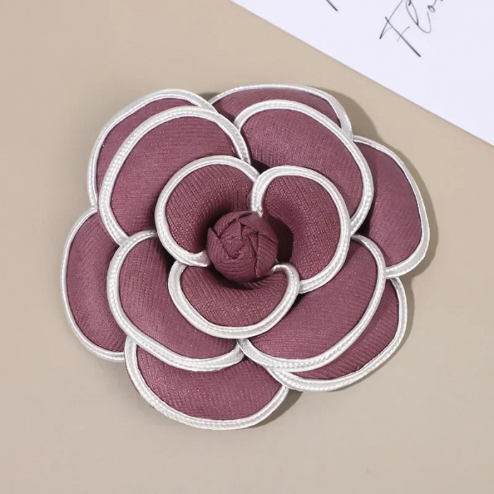 Broșă Malie, roz închis, handmade, în formă de camelie [2]