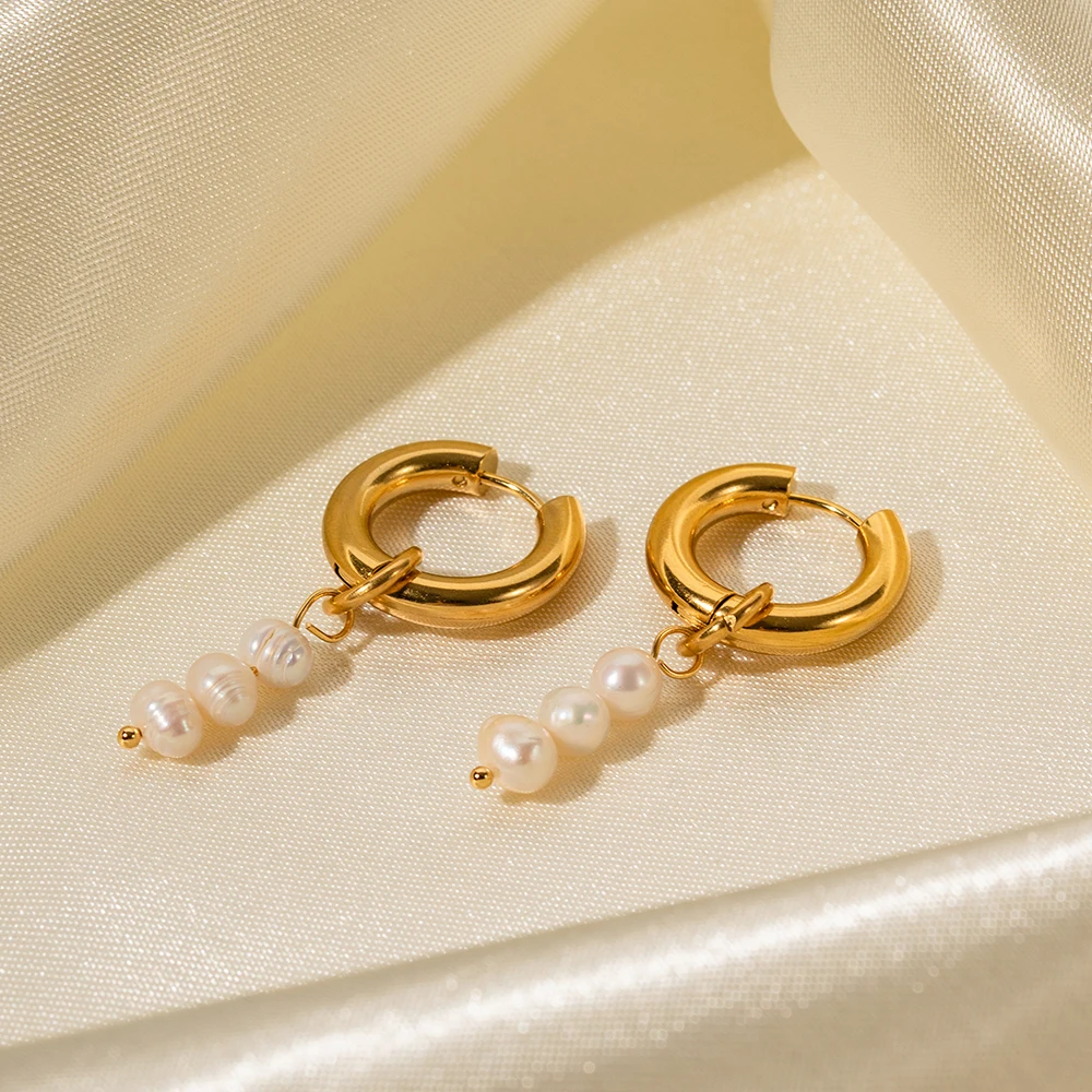 Cercei Gaia, aurii, lungi, din oțel inoxidabil și perle naturale de cultură, placați cu aur 18K - Colecția Universe of Pearls [3]