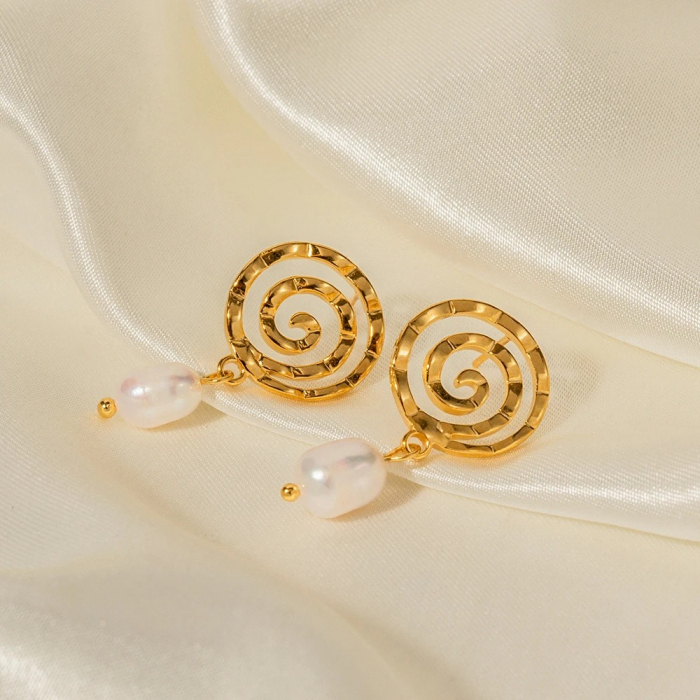 Cercei Lisa, aurii, cu model spirală, din oțel inoxidabil și perle naturale de cultură, placați cu aur 18K - Colecția Universe of Pearls [6]