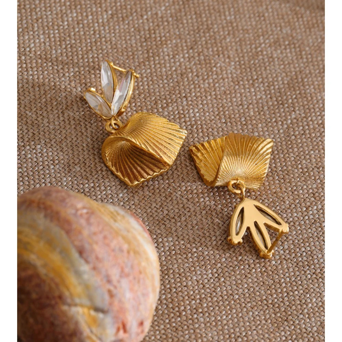 Cercei Zara, aurii, cu zirconiu, din oțel inoxidabil placat cu aur 18K [4]