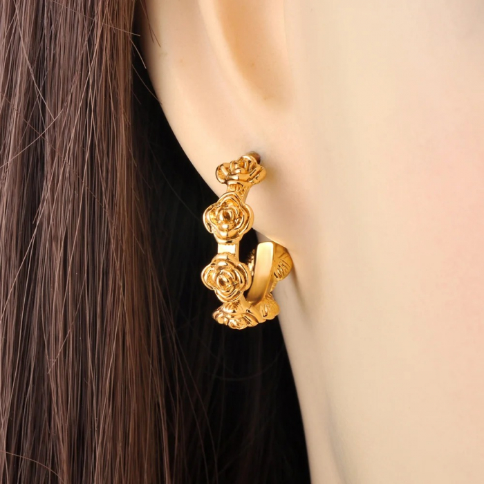 Cercei Frances, rotunzi, aurii, din oțel inoxidabil placat cu aur 18K, cu model floral - Colecția Parisian [3]