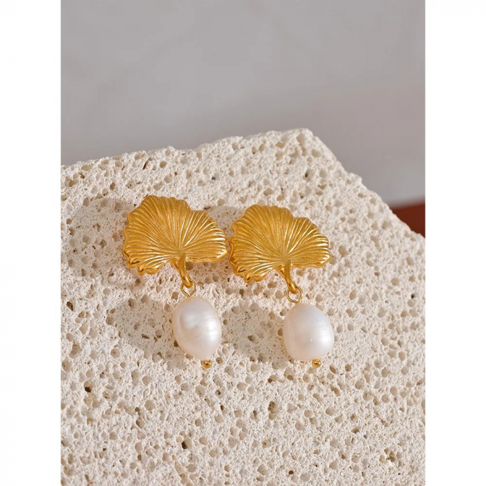 Cercei Ivanna, aurii, cu model frunză, din oțel inoxidabil și perle naturale de cultură, placați cu aur 18K - Colecția Universe of Pearls [6]