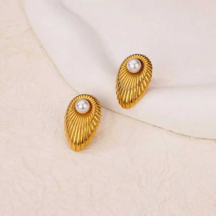 Cercei Madge, aurii, cu perle, din oțel inoxidabil placat cu aur 18K - Colecția Universe of Pearls [2]