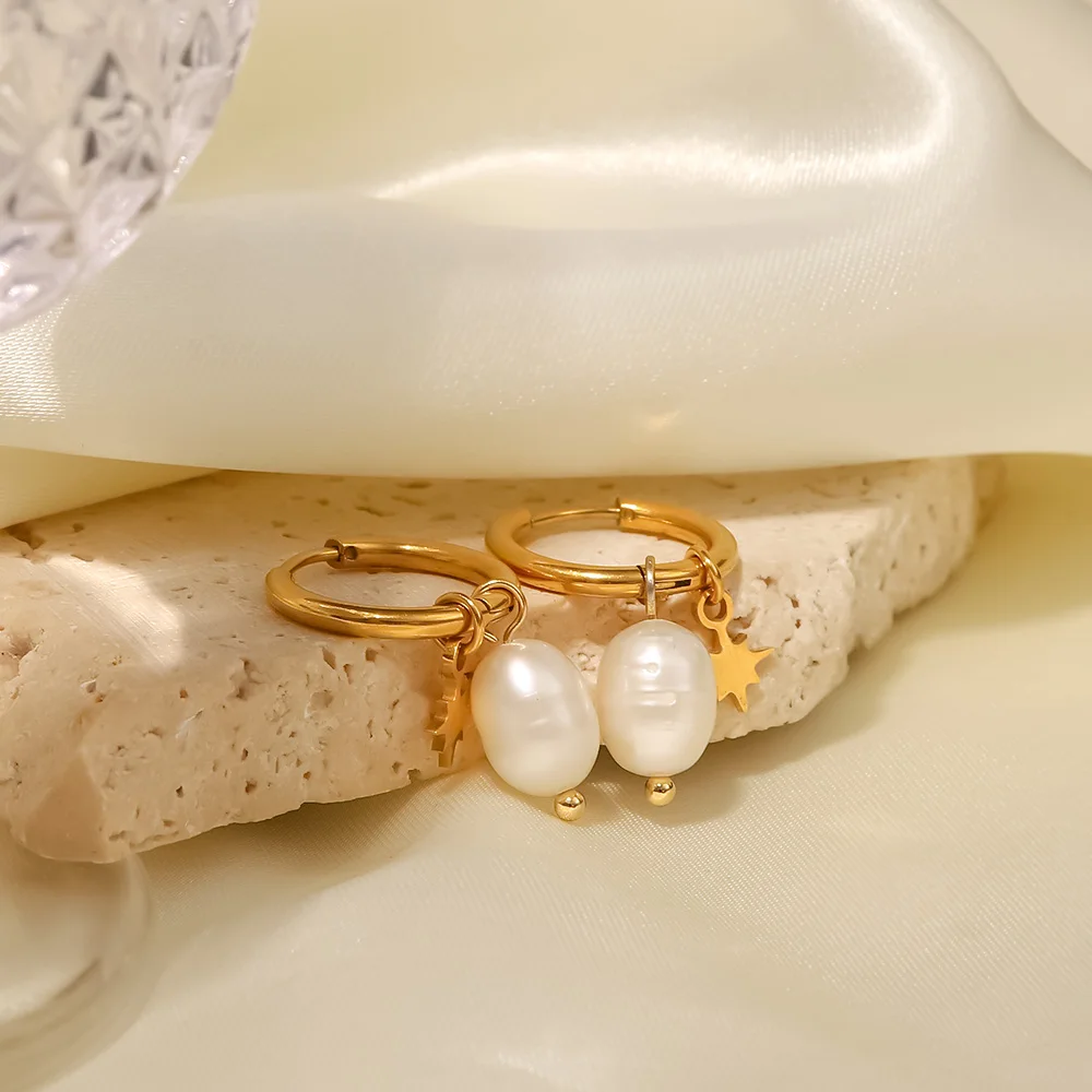 Cercei Luciana, aurii, din oțel inoxidabil și perle naturale de cultură, placați cu aur 18K, model cu steluțe - Colecția Universe of Pearls [5]