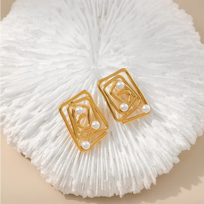 Cercei Novalee, aurii, cu perle și model labirint, din oțel inoxidabil placat cu aur 18K - Colecția Universe of Pearls [3]