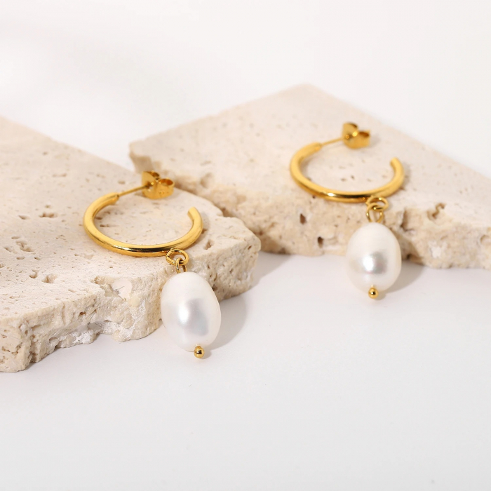 Cercei Celine, rotunzi, aurii, din oțel inoxidabil și perle naturale de cultură, placați cu aur 18K - Colecția Universe of Pearls [5]
