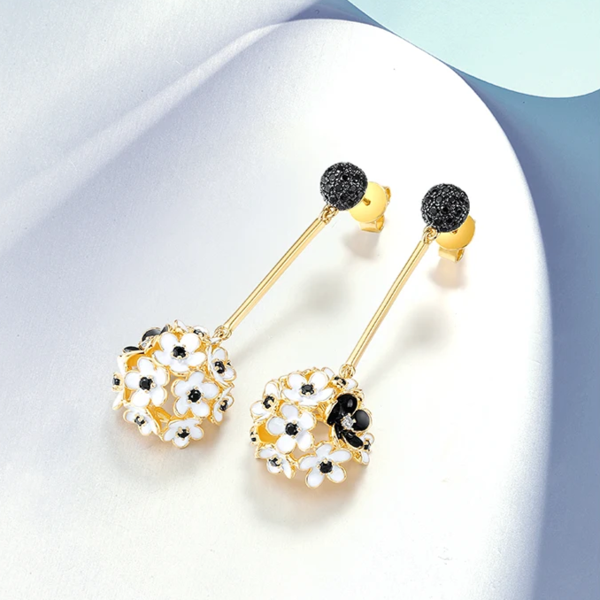 Cercei Hallie, lungi, placați cu aur 18K, din email pictat manual, cu flori - Colecția Fable [3]