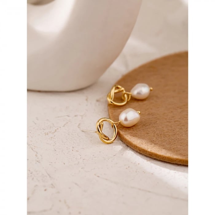 Cercei Vivienne, aurii, cu perle naturale de cultură, placați cu aur 18K, model minimalist - Colecția Universe of Pearls [2]