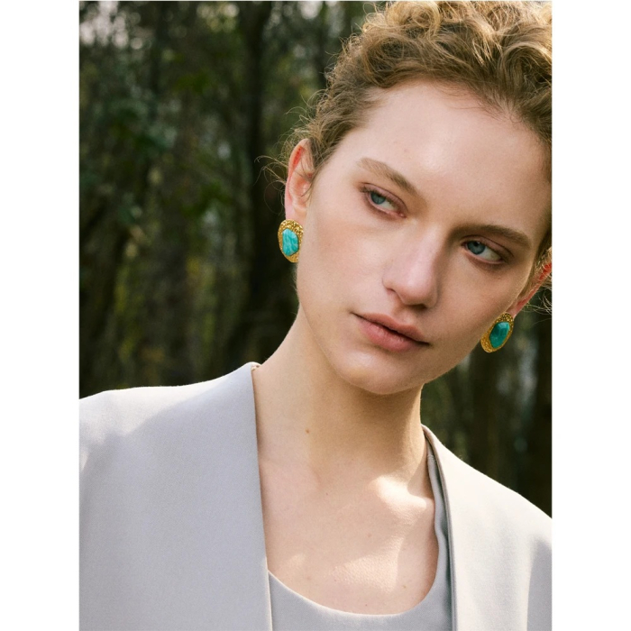 Tamika gold stud earrings, made of 18K gold-plated stainless steel and natural Amazonite stones [5]