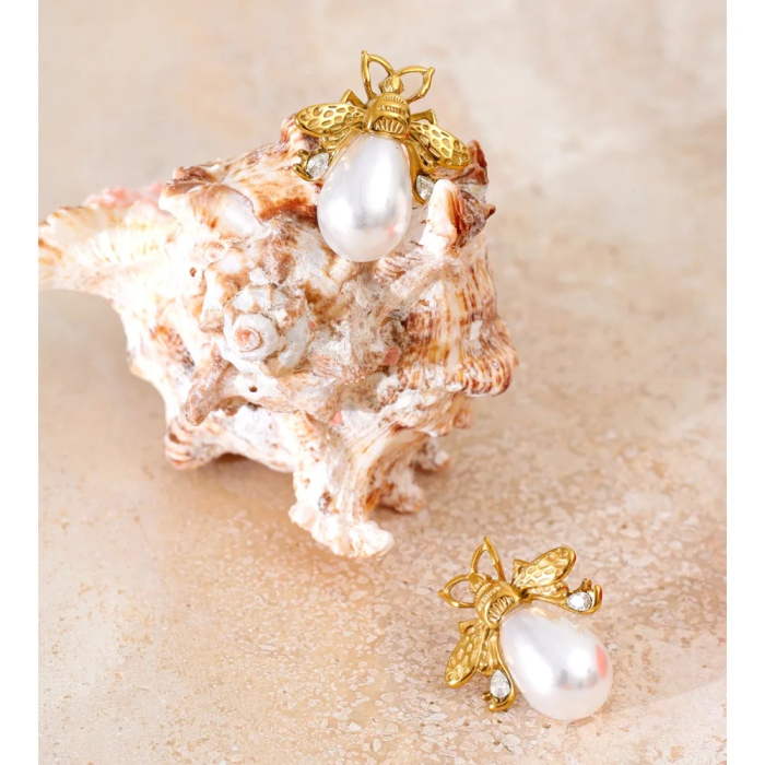 Cercei Queen Bee, aurii, cu perle, din oțel inoxidabil placat cu aur 18K, în formă de albină - Colecția Universe of Pearls [3]
