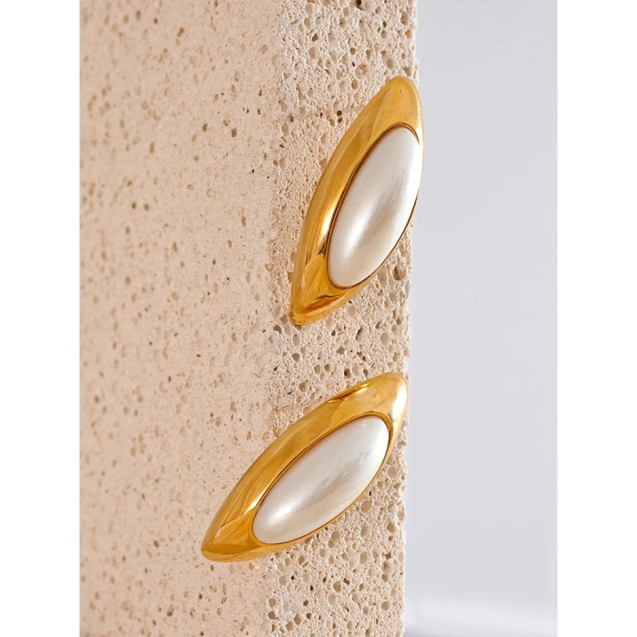 Cercei Misty, aurii, cu perle, din oțel inoxidabil placat cu aur 18K - Colecția Universe of Pearls [5]