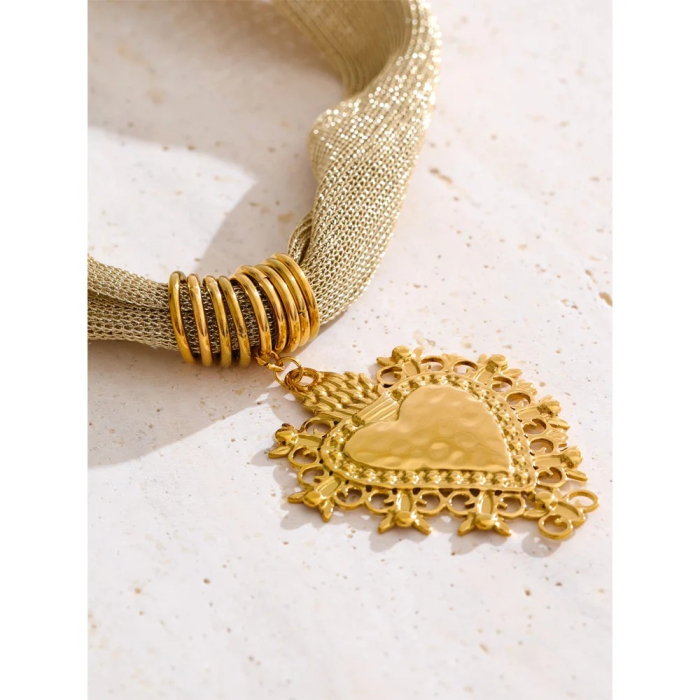 Colier Salome, auriu, cu pandantiv în formă de inimă, din oțel inoxidabil placat cu aur 18K - Colecția Glamour [3]