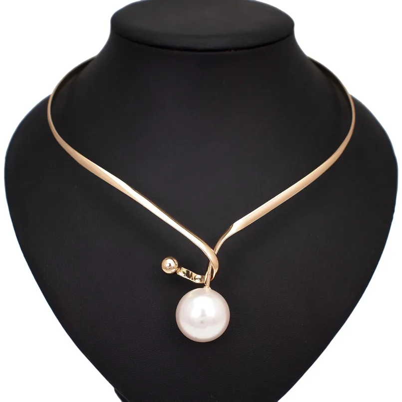 Colier Brittany, auriu, tip choker, decorat cu perlă, ajustabil - Colecția Universe of Pearls [4]