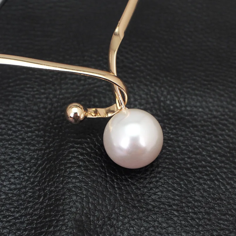 Colier Brittany, auriu, tip choker, decorat cu perlă, ajustabil - Colecția Universe of Pearls [3]