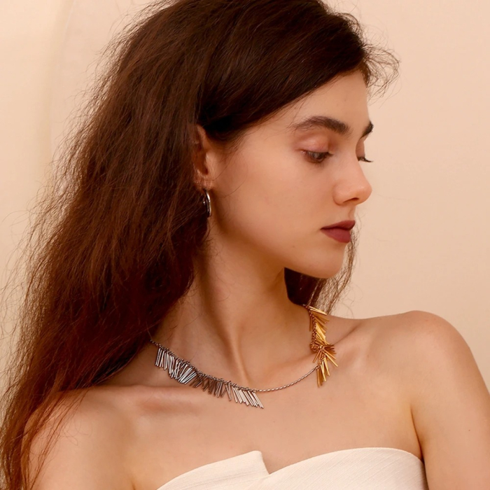 Colier Charlotte, auriu cu argintiu, din oțel inoxidabil placat cu aur 18K, cu model franjuri - Colecția Glamour [3]