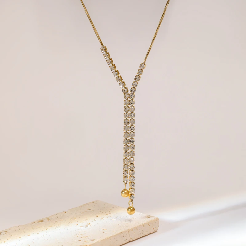 Colier Kamila, auriu, din oțel inoxidabil placat cu aur 18K, decorat cu zirconiu [3]