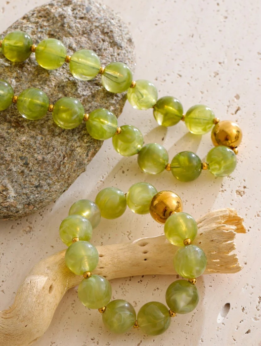 Colier Jenny, handmade, cu margele verzi și montura aurie, din oțel inoxidabil placat cu aur 18K [2]