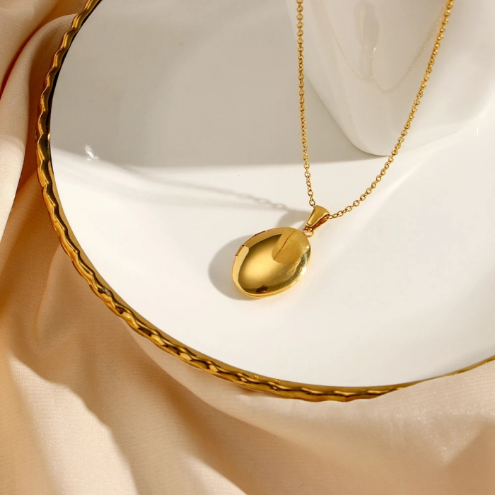Colier Rhodes, auriu, din oțel inoxidabil placat cu aur 18K, cu pandantiv care se deschide (locket) [2]