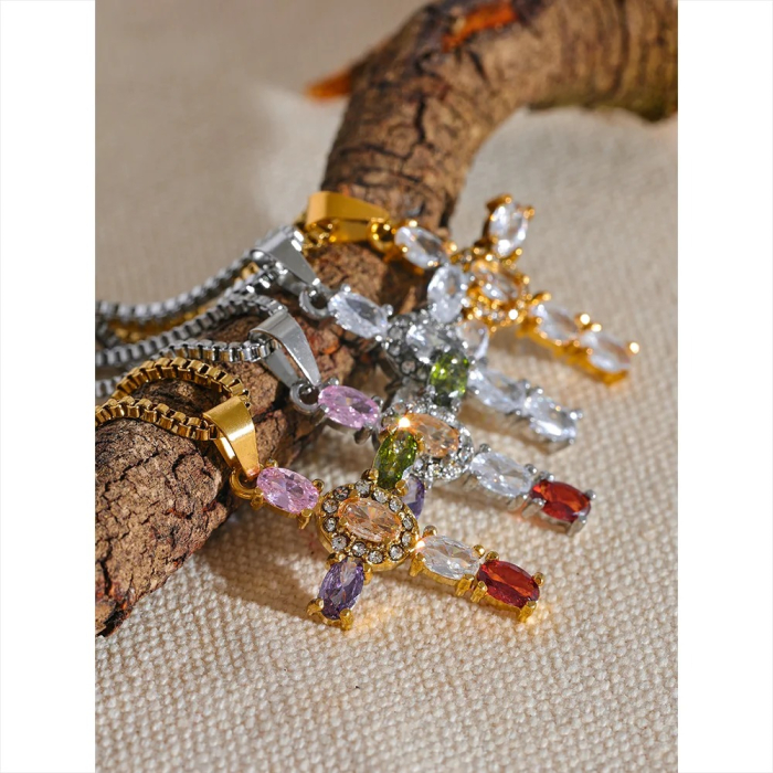 Colier Trinity, auriu, cu pietre multicolore și pandantiv în formă de cruce, din oțel inoxidabil placat cu aur 18K [4]