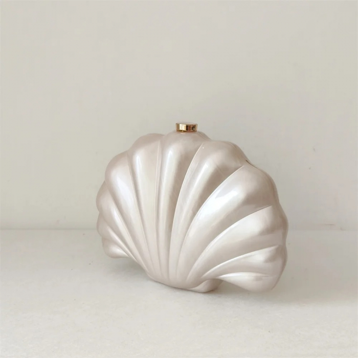 Geantă clutch premium Gia, alb ivory, în formă de scoică [4]
